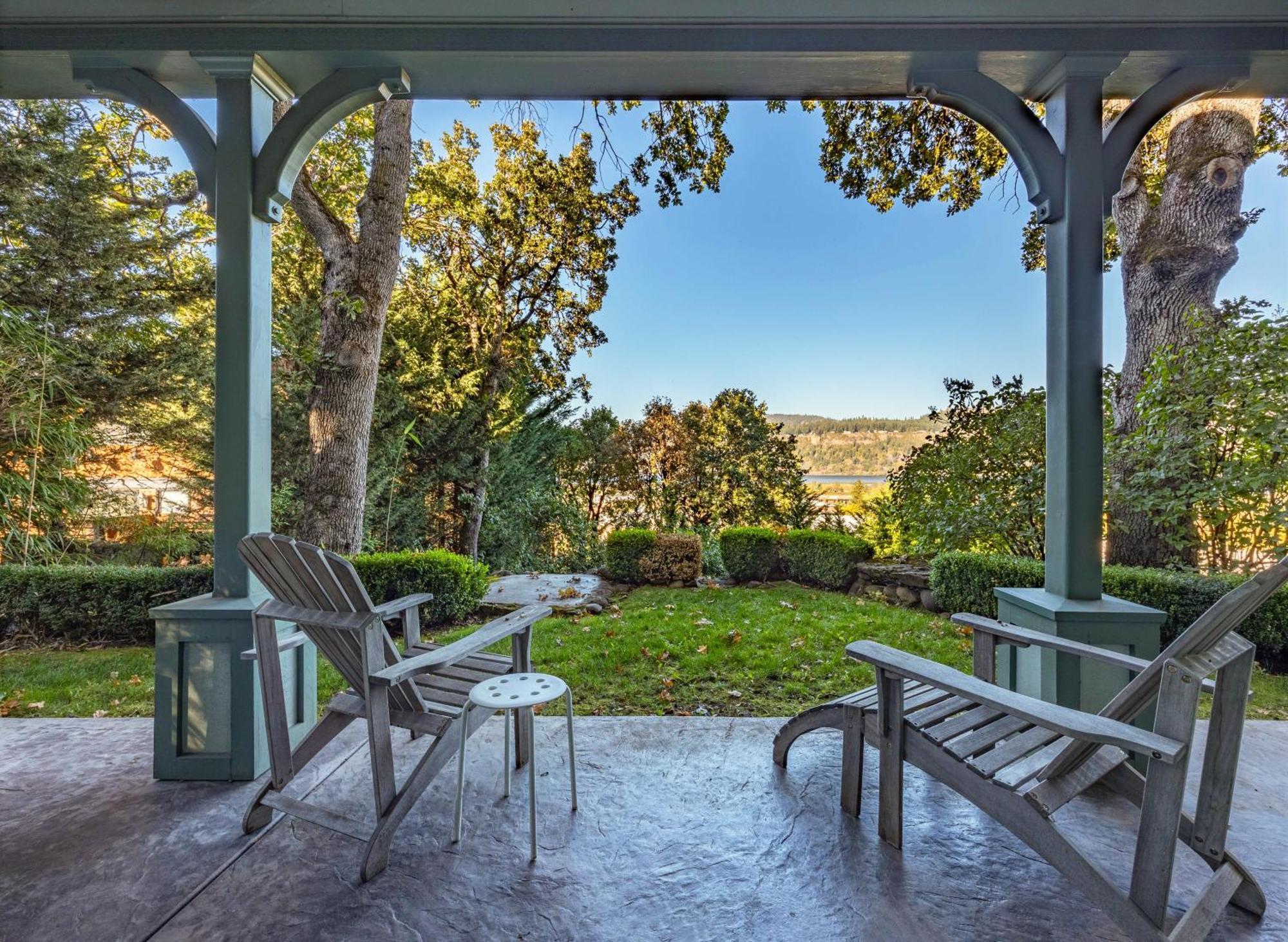 Roe Parker House Home フッド・リバー エクステリア 写真